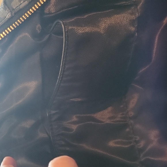 Designer like duo med back pack cross berry black matching pouch dust cover - Picture 6 of 11